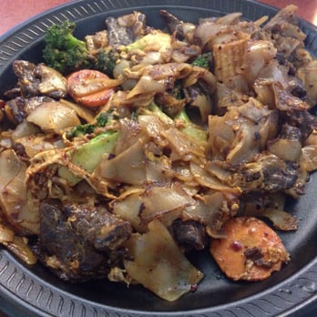 Thai Spice - Beef Pad See Ew ($8) - Thai Near Me - Irvine, California Thai Spice - Beef Pad See Ew ($8) - Thai Near Me - Irvine, California
