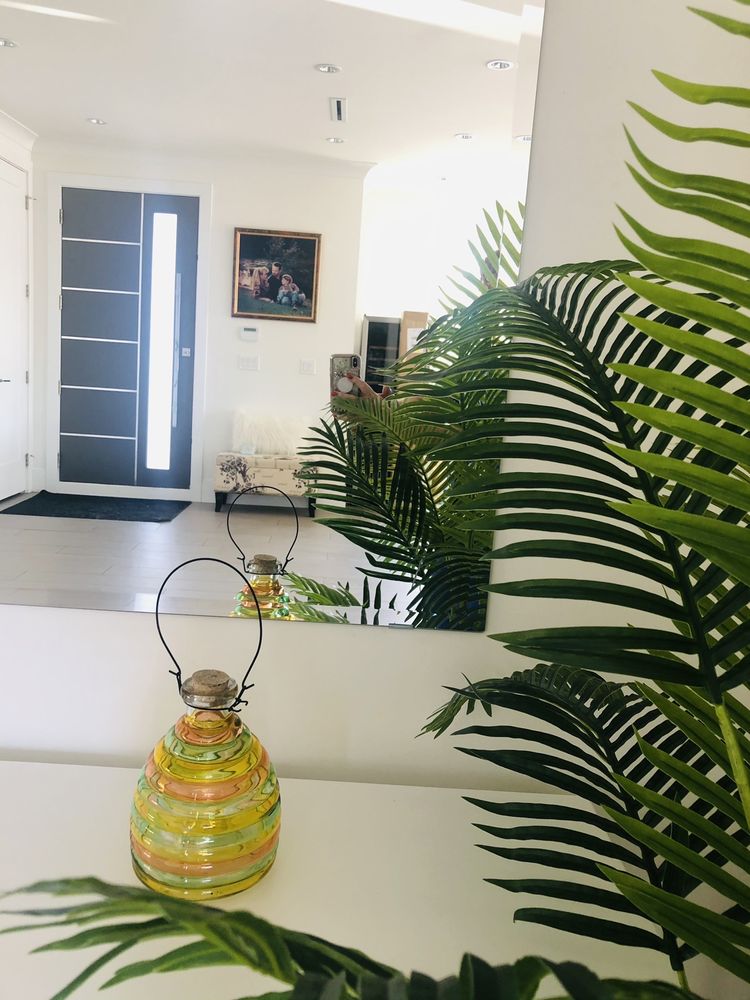 FRICK’S GLASS & MIRRORS Updated August 2024 6414 Fraser St, Vancouver, British Columbia