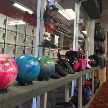 Ed Williamson Pro Shop - Bowling package and spare balls! - Sporting Goods Near Me Ed Williamson Pro Shop - Bowling package and spare balls! - Sporting Goods Near Me