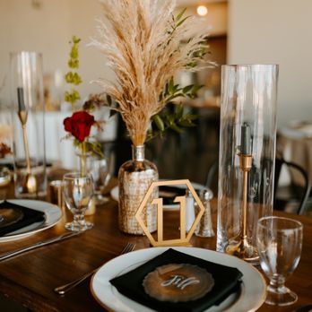 Sunshine Events - Guest tables - Party & Event Planning Near Me - Costa Mesa, California Sunshine Events - Guest tables - Party & Event Planning Near Me - Costa Mesa, California