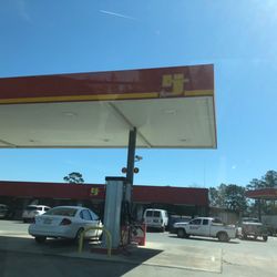 H & J Travel Center
