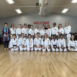Saratoga Shotokan Karate - Women's practice participants