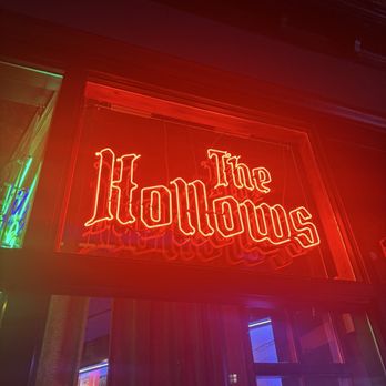 The Hollows - Neon Sign - Comfort Food Near Me - Somerville, Massachusetts