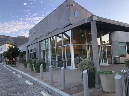 Blue Bottle Coffee by null