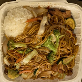 TERIKING - Chicken Yakisoba - enough for two people?!?! - Japanese Near Me - Seattle, Washington TERIKING - Chicken Yakisoba - enough for two people?!?! - Japanese Near Me - Seattle, Washington