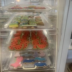 Daphne's Bakery - Fresh summer cookies