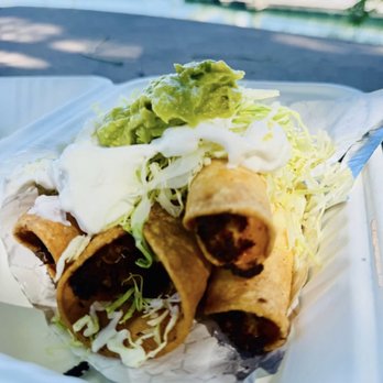 Suavecito Birria & Tacos - Crispy Chicken & Cheese Taquitos - Tacos Near Me - San Mateo, California Suavecito Birria & Tacos - Crispy Chicken & Cheese Taquitos - Tacos Near Me - San Mateo, California