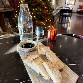 Jacuzzi Family Vineyards - Complimentary bread and olive oil/balsamic vinegar - Wineries Near Me - Sonoma, California Jacuzzi Family Vineyards - Complimentary bread and olive oil/balsamic vinegar - Wineries Near Me - Sonoma, California