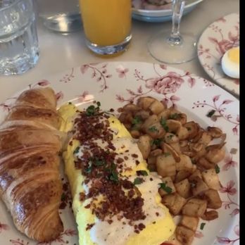 Little Hen - Carbanara Omelette - Breakfast & Brunch Near Me - Weston, Florida Little Hen - Carbanara Omelette - Breakfast & Brunch Near Me - Weston, Florida