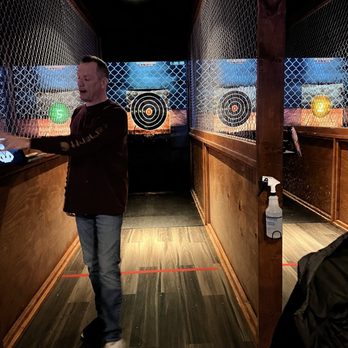 Twisted Limits Axe Throwing Lounge - Cocktail Bars Near Me - McHenry, Illinois