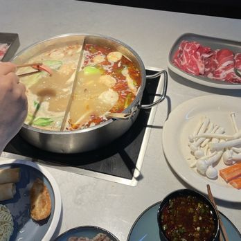 Happy Lamb Hot Pot - Bridgeport - Hot Pot Near Me - Chicago, Illinois