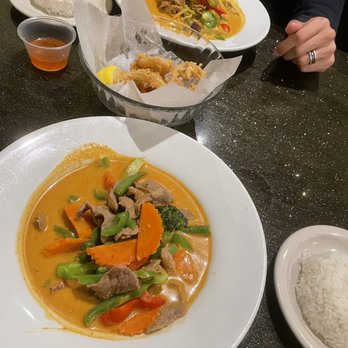Thai Thani Celebration - Panang Curry and Red Curry - Thai Near Me - Kissimmee, Florida Thai Thani Celebration - Panang Curry and Red Curry - Thai Near Me - Kissimmee, Florida