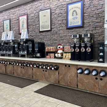 Buc-ee’s - Coffee station - Gas Stations Near Me - Saint Augustine, Florida Buc-ee’s - Coffee station - Gas Stations Near Me - Saint Augustine, Florida