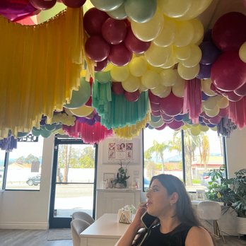 Sugarbloom Cakery And Coffee - Adorable balloon decor and a very beautiful customer - Coffee & Tea Near Me - Redlands, California Sugarbloom Cakery And Coffee - Adorable balloon decor and a very beautiful customer - Coffee & Tea Near Me - Redlands, California