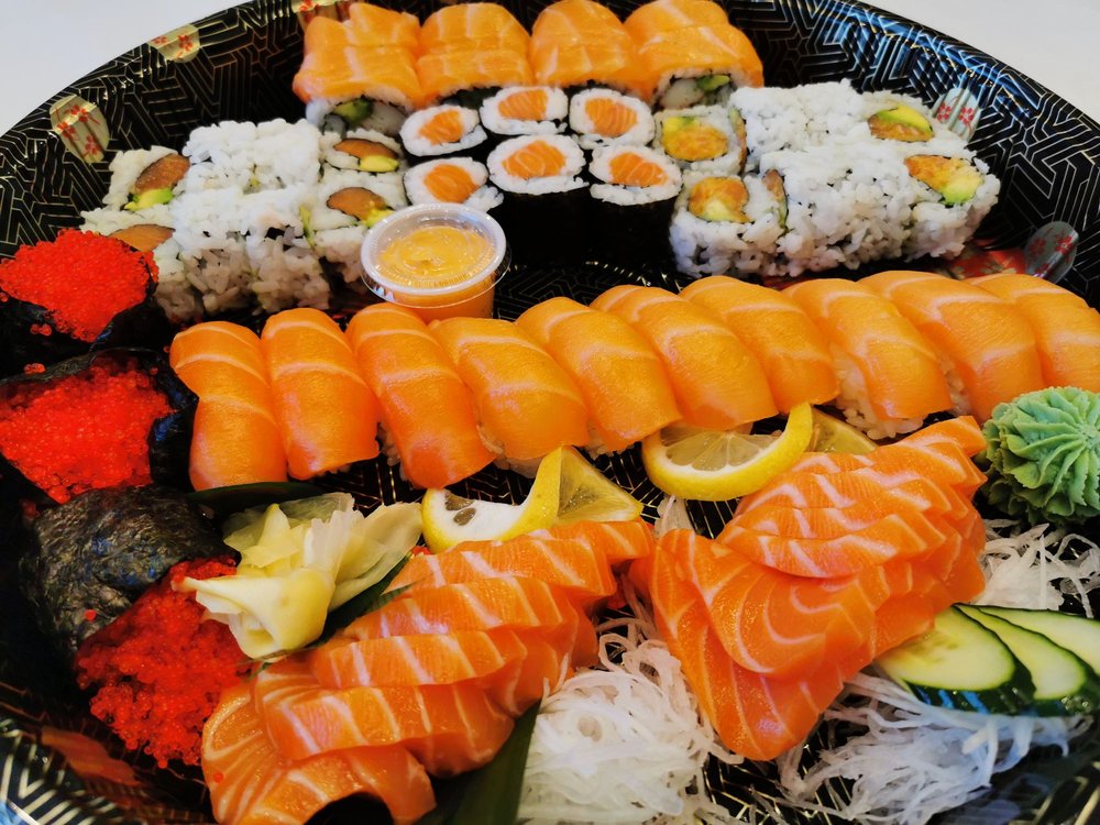 SPOON & FORK Updated October 2024 51 Photos & 148 Reviews 2345 Trafalgar Road, Oakville