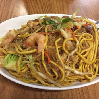Sampaguita Village - Pancit - Filipino Near Me - North York, Ontario Sampaguita Village - Pancit - Filipino Near Me - North York, Ontario