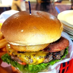 Station 300 Saline - Half pound burgers.