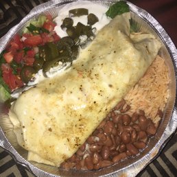 Baja chicken bowl! Pintos instead of black beans with jalapeños added! No Guacamole! Baja chicken bowl! Pintos instead of black beans with jalapeños added! No Guacamole!