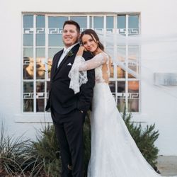 GloCo Tans - Wedding parties available