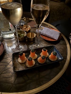 Les Ambassadeurs by null