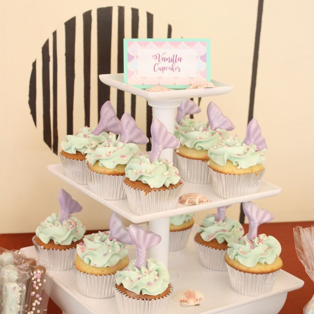 cupcakes on a cake stand cupcakes on a cake stand