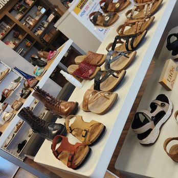 Birkenstock & More - Shoe Stores Near Me - Saint Louis, Missouri Birkenstock & More - Shoe Stores Near Me - Saint Louis, Missouri