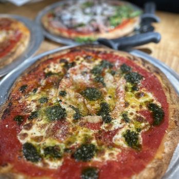 Limoncello Belltown - Pizza Margherita - Italian Near Me - Seattle, Washington