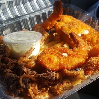 Fishermen's Catch - captains combo ! got clam chowder which I ate n was amazing !!! n the cold slaw too - Seafood Markets Near Me - Oxnard, California Fishermen's Catch - captains combo ! got clam chowder which I ate n was amazing !!! n the cold slaw too - Seafood Markets Near Me - Oxnard, California