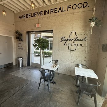 Kale Me Crazy - Inside - Juice Bars & Smoothies Near Me - Atlanta, Georgia Kale Me Crazy - Inside - Juice Bars & Smoothies Near Me - Atlanta, Georgia