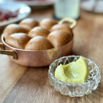 Angler - Parkerhouse Rolls & Cultured Seaweed Butter - Seafood Near Me - San Francisco, California