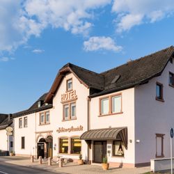 Hotel Straubs Schöne Aussicht - Außenansicht