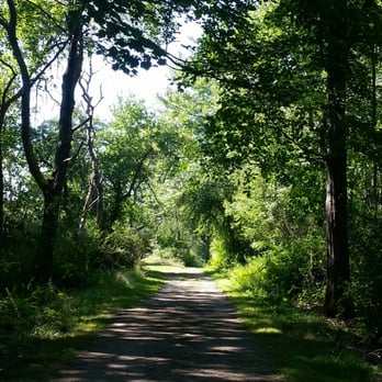 Wells Reserve at Laudholm - One of the many trails at Wells National Estuarine Research Reserve. - Parks Near Me - Wells, Maine Wells Reserve at Laudholm - One of the many trails at Wells National Estuarine Research Reserve. - Parks Near Me - Wells, Maine