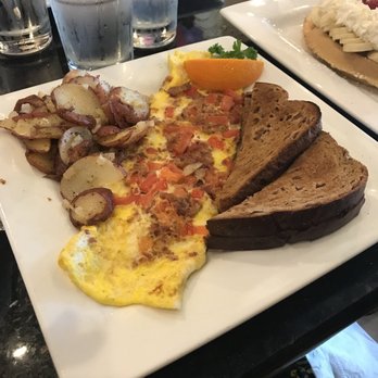 Keke's Breakfast Cafe - Breakfast & Brunch Near Me - Clermont, Florida