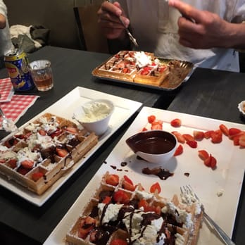 Lizzie's Wafels - We ordered 2 waffles, and split them up for 3 people. The waffles are huge! - Waffles Near Me - Bruges, VWV Lizzie's Wafels - We ordered 2 waffles, and split them up for 3 people. The waffles are huge! - Waffles Near Me - Bruges, VWV