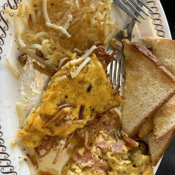 Waffle House - Hash browns overcooked, asked for raisin toast got white bread, and my omelette was overcooked. - Diners Near Me - Sandston, Virginia Waffle House - Hash browns overcooked, asked for raisin toast got white bread, and my omelette was overcooked. - Diners Near Me - Sandston, Virginia