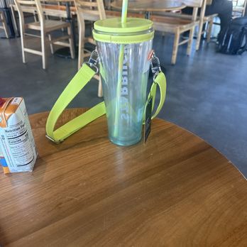 Starbucks - Coffee & Tea Near Me - Hemet, California Starbucks - Coffee & Tea Near Me - Hemet, California
