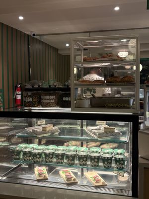 Heap's Ice Cream by null