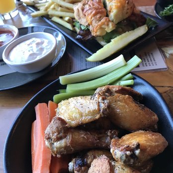 Sunriver Brewing Co - Galveston Pub - Brewpubs Near Me - Bend, Oregon