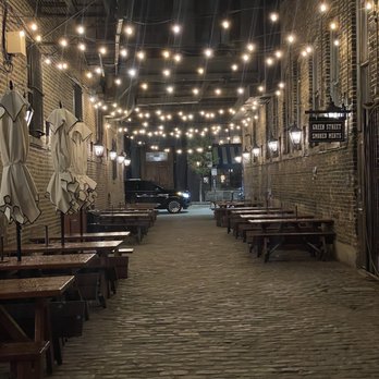 Trivoli Tavern - American Near Me - Chicago, Illinois Trivoli Tavern - American Near Me - Chicago, Illinois