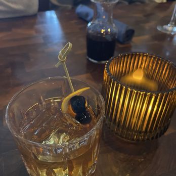 The Henry - Classic Old Fashion-Buffalo Trace Bourbon - New American Near Me - Phoenix, Arizona