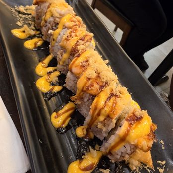 Sumo AYCE Sushi - Jackpot Roll - Japanese Near Me - Honolulu, Hawaii Sumo AYCE Sushi - Jackpot Roll - Japanese Near Me - Honolulu, Hawaii
