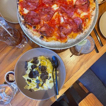 Kassi Beach - Pizza and truffle pasta - Italian Near Me - Las Vegas, Nevada