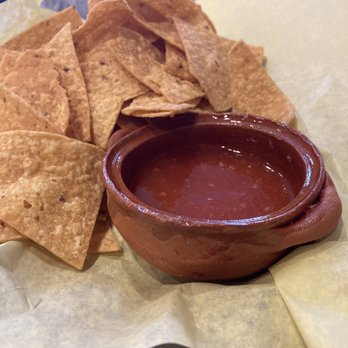Taqueria La Mexicana - chips and salsa in a cute Jarrito - Mexican Near Me - Fairfield, California