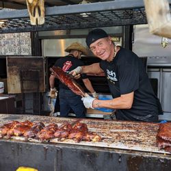 Canada's Largest Ribfest - Showing off the goods!