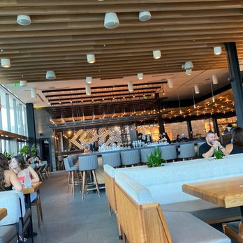 Earls Kitchen + Bar - New American Near Me - Miami, Florida Earls Kitchen + Bar - New American Near Me - Miami, Florida