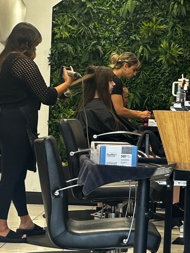 Splash Hair Salon Image