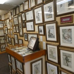 Norman Rockwell Museum of Vermont - Norman's works around the room in chrono order