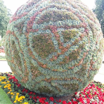 Waddesdon Manor - More works of art in the gardens - Landmarks & Historical Buildings Near Me - Aylesbury, BKM