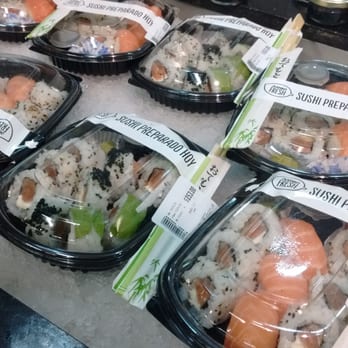 Jumbo - Cold sushi. Fresh too, by the market's Japanese sushi master. - Grocery Near Me - Buenos Aires, C