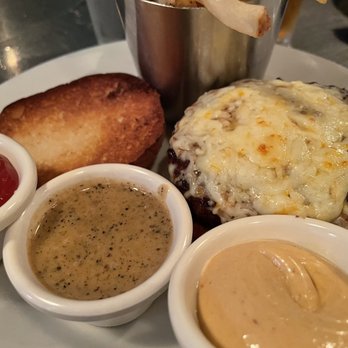 The Three Monkeys - Peppercorn Burger - Sports Bars Near Me - New York, New York
